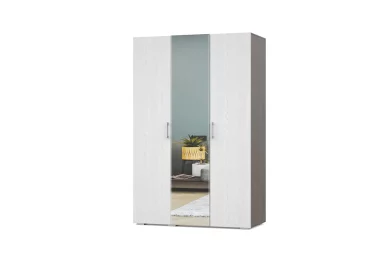 Шкаф Карина 3-х створчатый с зеркалом К32